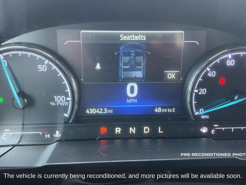 Used 2023 Ford Maverick Lariat w/ Lariat Luxury Package FWD image 16