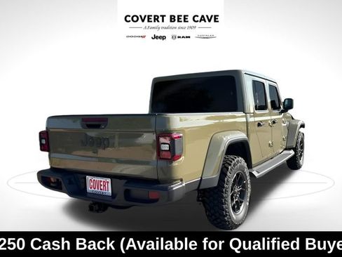 New 2025 Jeep Gladiator Sport image 10