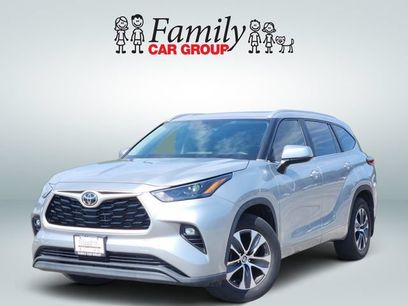 Used 2023 Toyota Highlander XLE