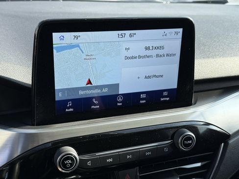 Used 2022 Ford Escape Titanium w/ Class II Trailer Tow Package image 16