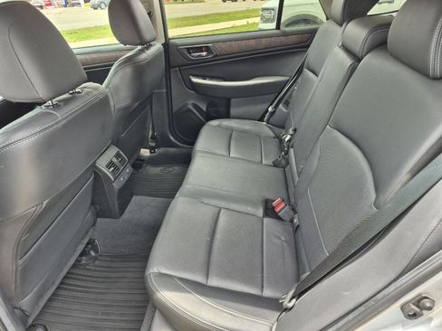Used 2015 Subaru Outback 2.5i Limited w/ Popular Package #4 AWD/4WD image 13