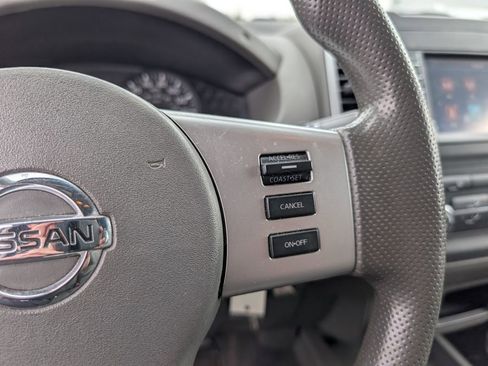 Used 2019 Nissan Frontier SV AWD/4WD image 15