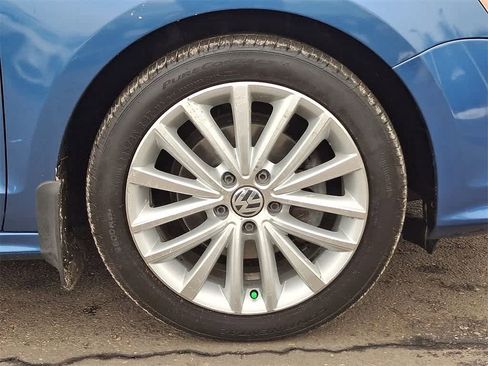 Used 2016 Volkswagen Jetta SEL w/ Lighting Package image 26