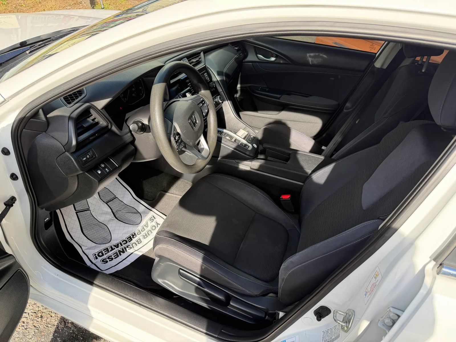 Used 2019 Honda Insight LX image 17