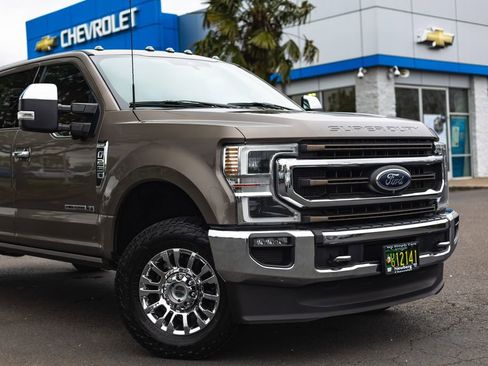 Used 2021 Ford F250 King Ranch w/ King Ranch Ultimate Package AWD/4WD image 3