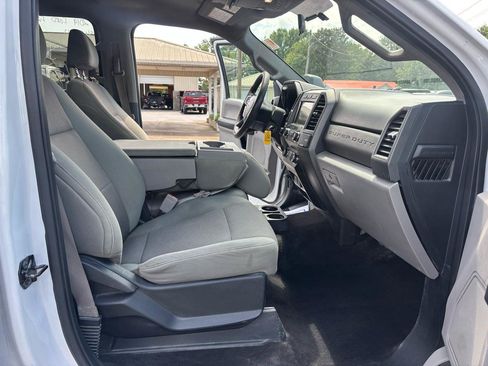 Used 2019 Ford F250 XL w/ STX Appearance Package AWD/4WD image 14
