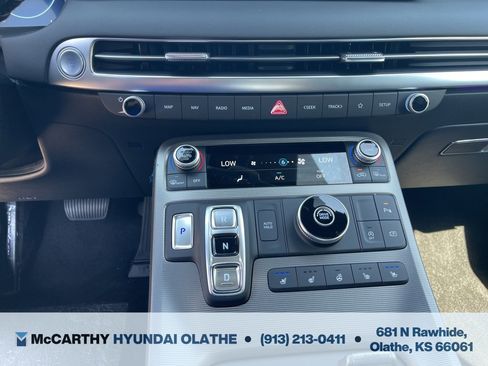 Used 2025 Hyundai Palisade Calligraphy image 10