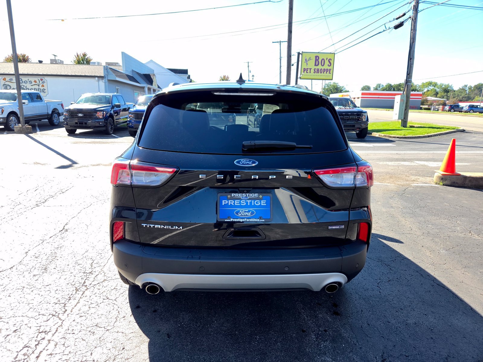Used 2020 Ford Escape Titanium w/ Titanium Premium Package 2.0 AWD/4WD image 5