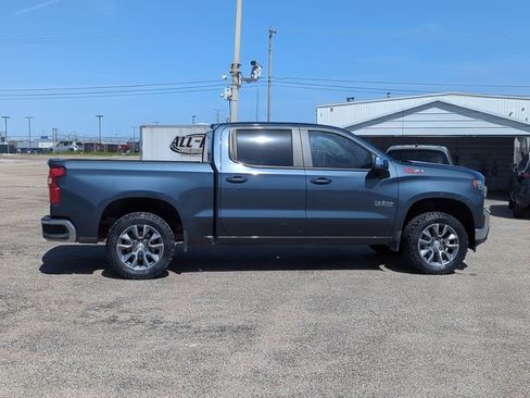 Used 2021 Chevrolet Silverado 1500 LT image 4
