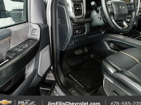 Used 2024 Ford F350 Platinum w/ Tremor Off-Road Package AWD/4WD image 8
