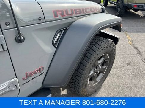 Used 2023 Jeep Gladiator Rubicon w/ LED Lighting Group AWD/4WD image 8