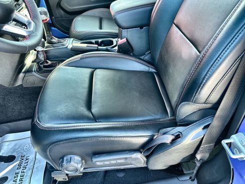 Used 2023 Jeep Wrangler Rubicon w/ Steel Bumper Group image 24