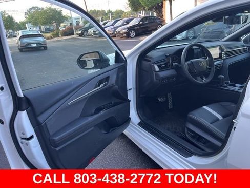 Used 2026 Toyota Camry SE FWD image 4