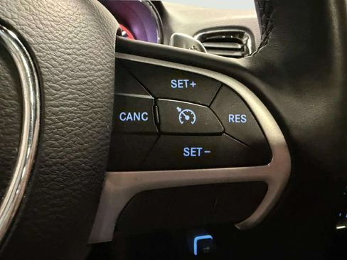 Used 2016 Dodge Durango SXT w/ Blacktop Package AWD/4WD image 43