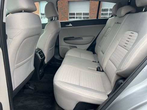 Used 2020 Kia Sportage LX w/ LX Popular Package image 22