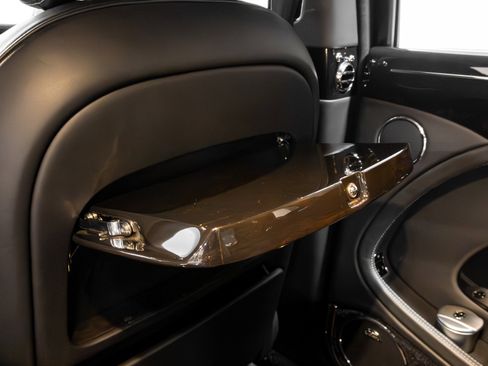 Used 2012 Bentley Mulsanne w/ Premiere Specification Pkg image 37