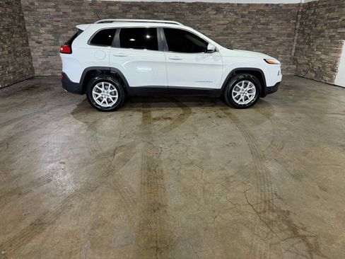 Used 2015 Jeep Cherokee Latitude w/ Trailer Tow Group image 10