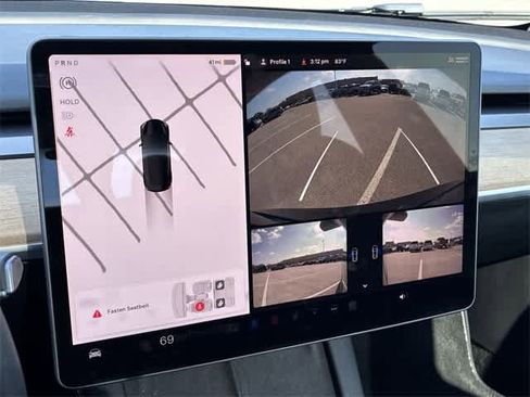 Used 2023 Tesla Model 3 Standard Range image 32