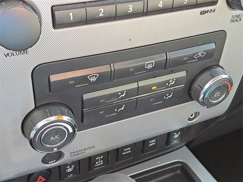 Used 2011 Nissan Titan PRO-4X w/ Pro-4x Luxury Pkg image 16