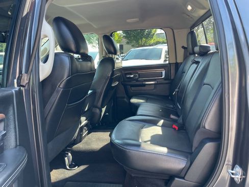 Used 2017 RAM 1500 Laramie AWD/4WD image 16