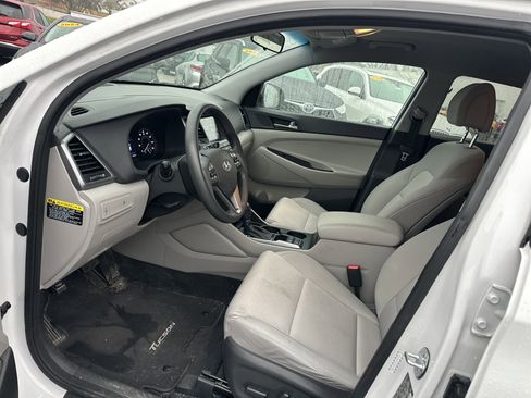 Used 2018 Hyundai Tucson SEL image 13