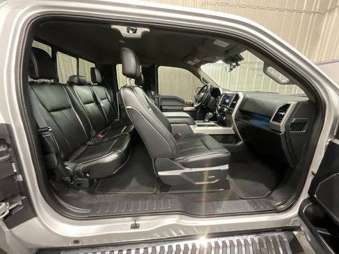Used 2019 Ford F150 Lariat w/ Equipment Group 502A Luxury image 13