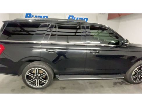 Used 2021 Ford Expedition XLT image 9