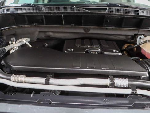 Used 2024 Chevrolet Silverado 1500 Custom AWD/4WD image 29