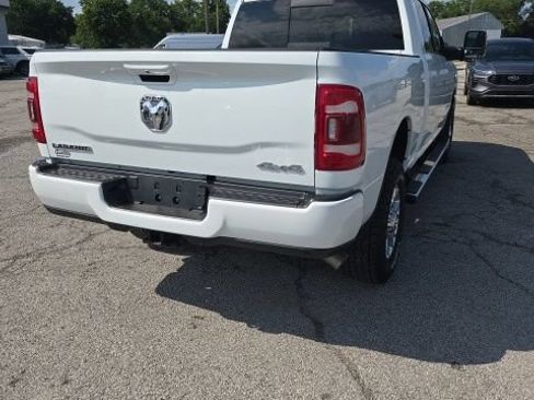 Used 2024 RAM 2500 Laramie AWD/4WD image 4