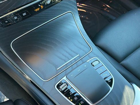 Used 2022 Mercedes-Benz GLC 300 GLC 300 image 28