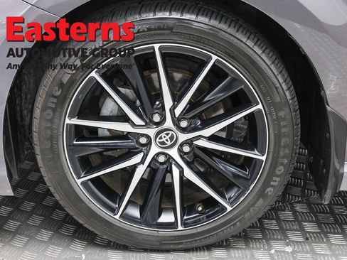 Used 2024 Toyota Camry SE w/ Cold Weather Package FWD image 29