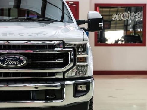Used 2021 Ford F250 Lariat w/ Lariat Value Package AWD/4WD image 39
