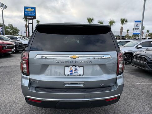Used 2024 Chevrolet Suburban LT AWD/4WD image 6