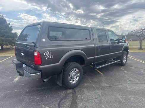 Used 2016 Ford F250 XLT w/ XLT Premium Package image 5