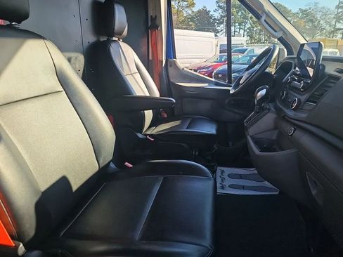Used 2020 Ford Transit 250 Medium Roof image 15