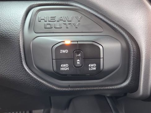 Used 2026 RAM 3500 Big Horn AWD/4WD image 19