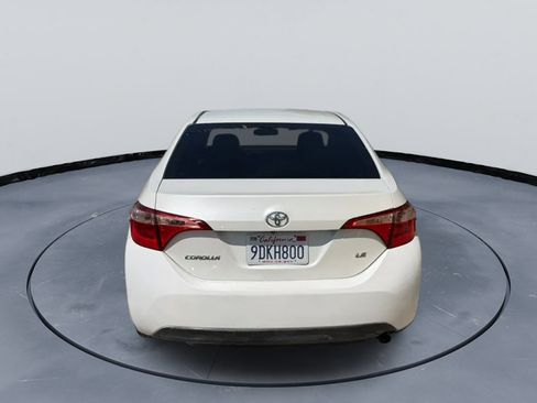 Used 2018 Toyota Corolla LE FWD image 4