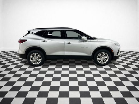 Certified 2022 Chevrolet Blazer LT AWD/4WD image 2