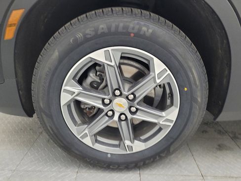 Used 2024 Chevrolet Blazer LT w/ Convenience Package FWD image 31