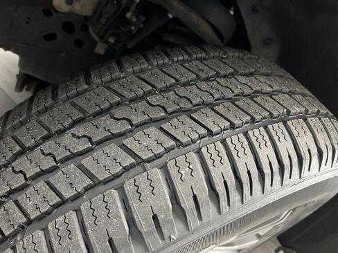 Used 2023 Ford F150 Lariat w/ Equipment Group 502A High image 47