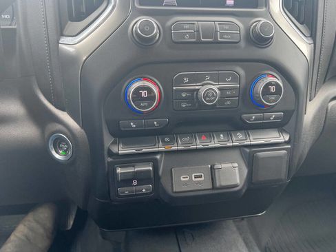 Used 2020 Chevrolet Silverado 1500 LT w/ All-Star Edition image 12