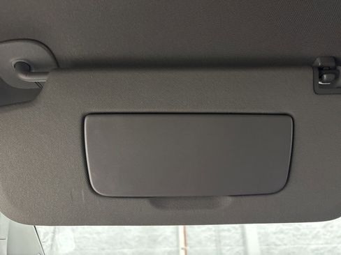 Used 2024 Chevrolet Silverado 1500 LT image 32