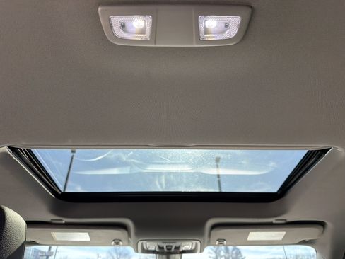 Used 2020 GMC Sierra 2500 Denali w/ Denali Ultimate Package image 25