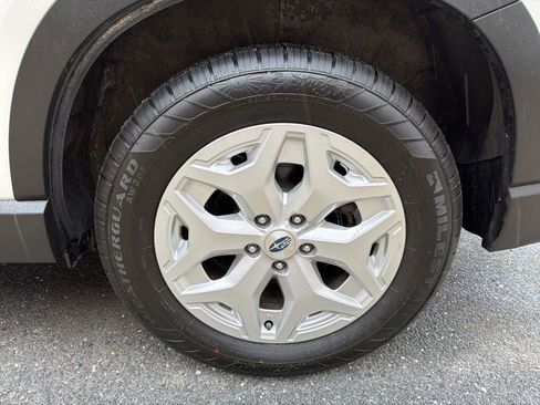 Used 2023 Subaru Forester AWD/4WD image 14