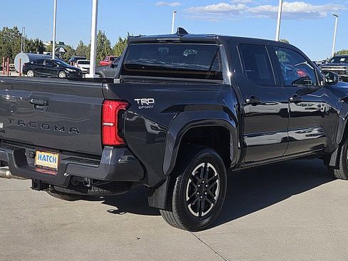Used 2024 Toyota Tacoma TRD Sport image 5