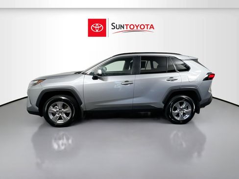 Used 2025 Toyota RAV4 XLE w/ Convenience Package FWD image 7