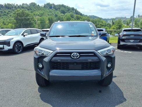 Used 2024 Toyota 4Runner SR5 Premium w/ Moonroof Package AWD/4WD image 6