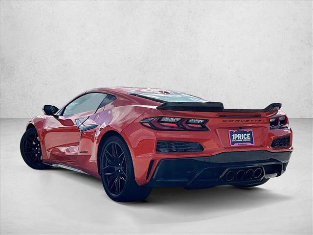 Used 2025 Chevrolet Corvette Z06 w/ Stealth Interior Trim Package RWD image 13