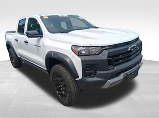 Used 2024 Chevrolet Colorado Trail Boss AWD/4WD video 2