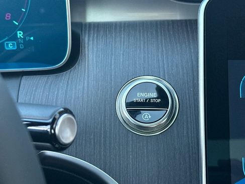 New 2026 Mercedes-Benz C 300 Sedan image 19